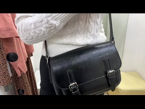 ❤️ Public masturbation sa batan-ong bitch FeralBerry nga adunay dildo sa fitting room kualidad nga porn sa amon ceb.xxxpornolive.ru ❌️❤